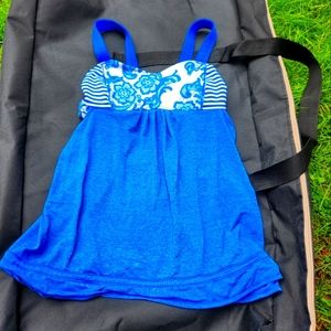 Lululemon tank top flowy size 6